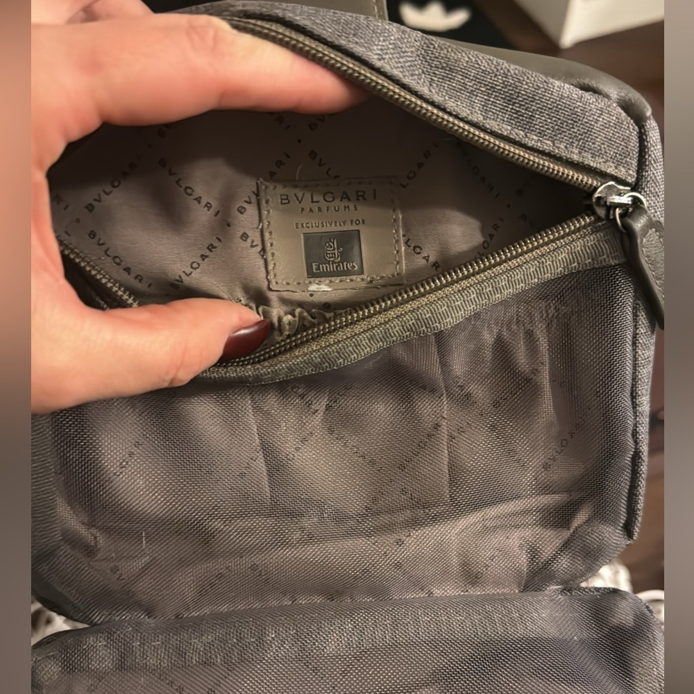 Bvlgari Travel Jewelry Case Gray Leather Emirates Amenity Kit - Picture 2 of 2